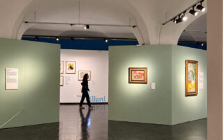 Veduta dell’allestimento della mostra. Progetto di allestimento: Alfonso Femia. Palazzo Ducale, Genova. Foto: Silvana Colombi.